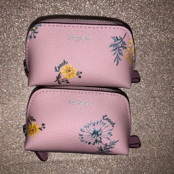 Coach Lipstick 💄 Holder (Pink with Floral Print) - Picture 10 of 15